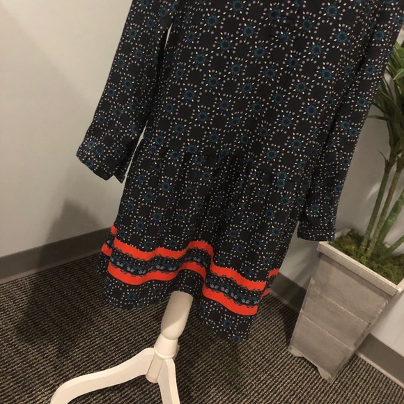 Ann Taylor Loft dress like new! - Picture 2 of 7